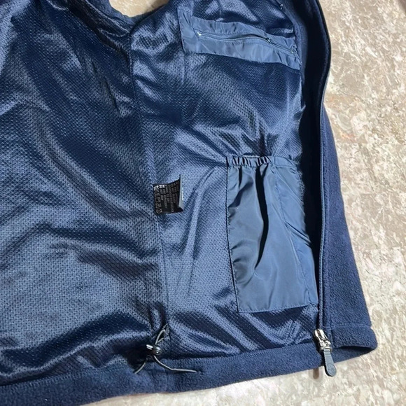 Vtg NWOT Vest ,blue thick fleece ,men,unisex
front zip,utility,outdoor,warm - Picture 11 of 12
